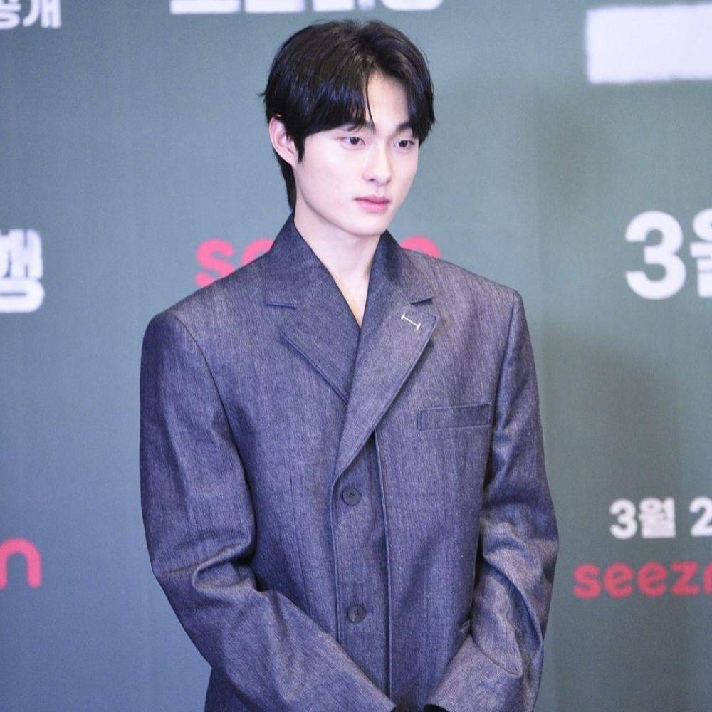 Yoon Chan Young (instagram.com/snowballentertainment)