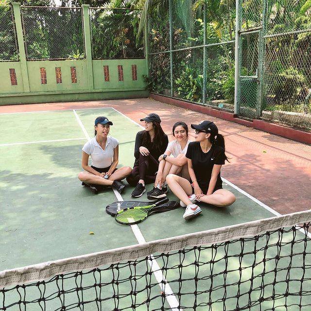 Febby Ranstanty dan Valerie Tifanka (instagram.com/valtifanka)
