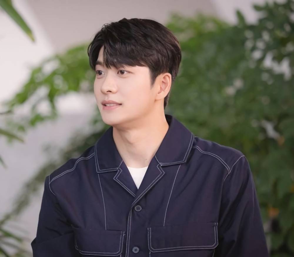 cuplikan drama Extraordinary Attorney Woo (instagram.com/channel.ena.d)