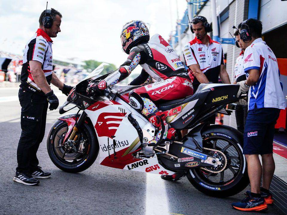 Takaaki Nakagami (instagram.com/lcr.team)