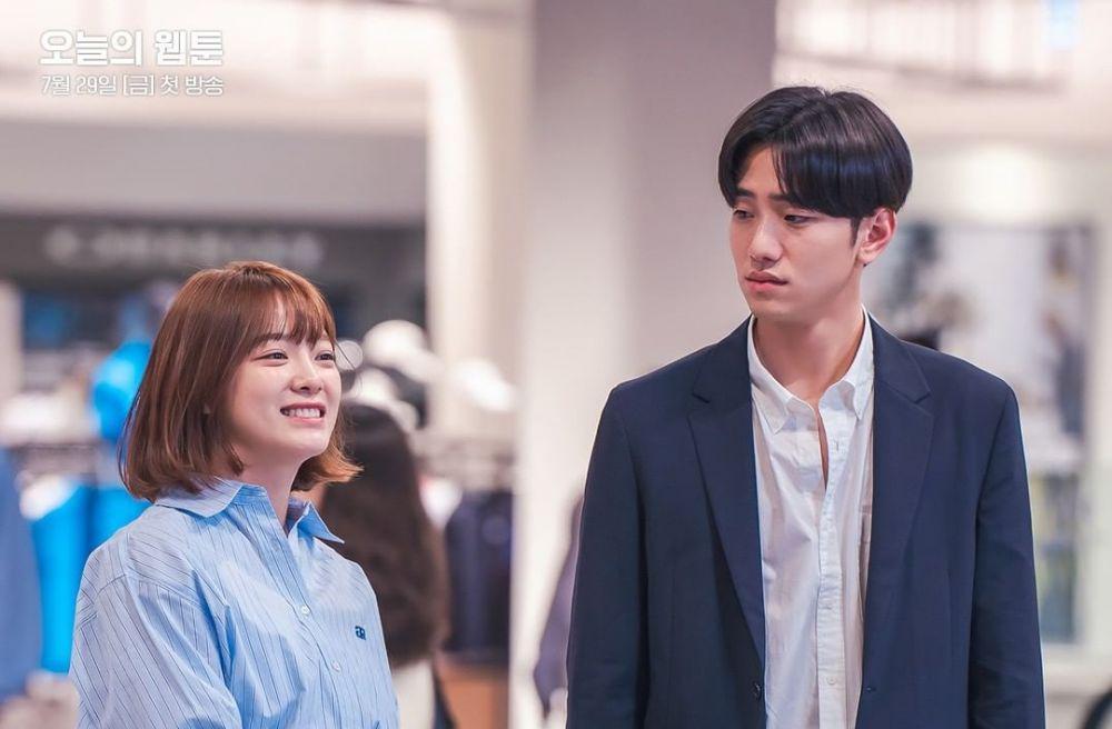 5 Kenyataan Karyawan Baru di KDrama Today's Webtoon Ini Relatable, lho