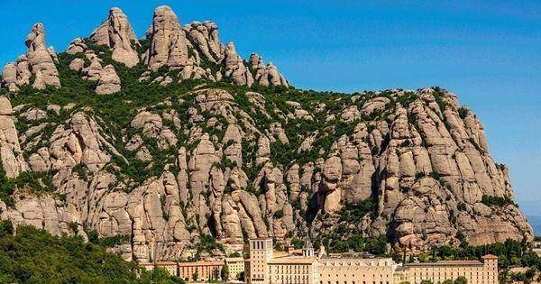 Montserrat (instagram.com/catalunya.magrada)