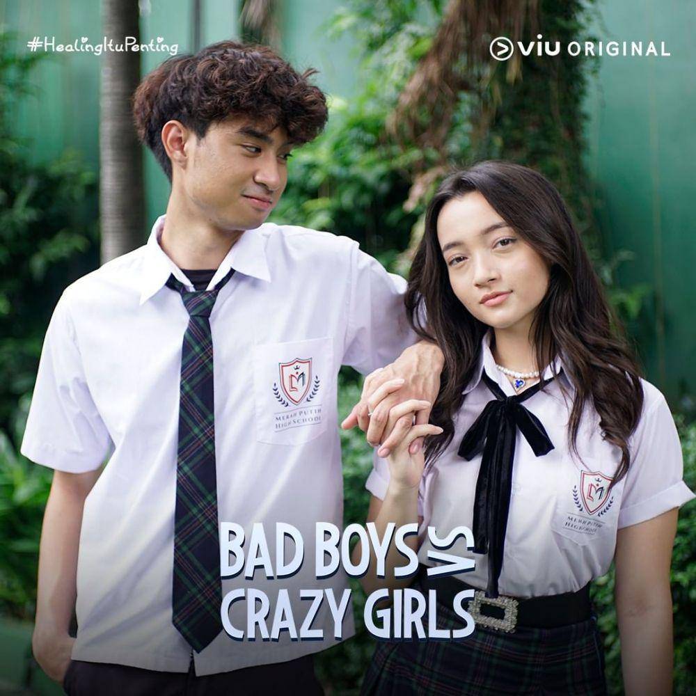 Potret para cast saat syuting series 'Bad Boys vs Crazy Girls'. (instagram.com/viuindonesia)