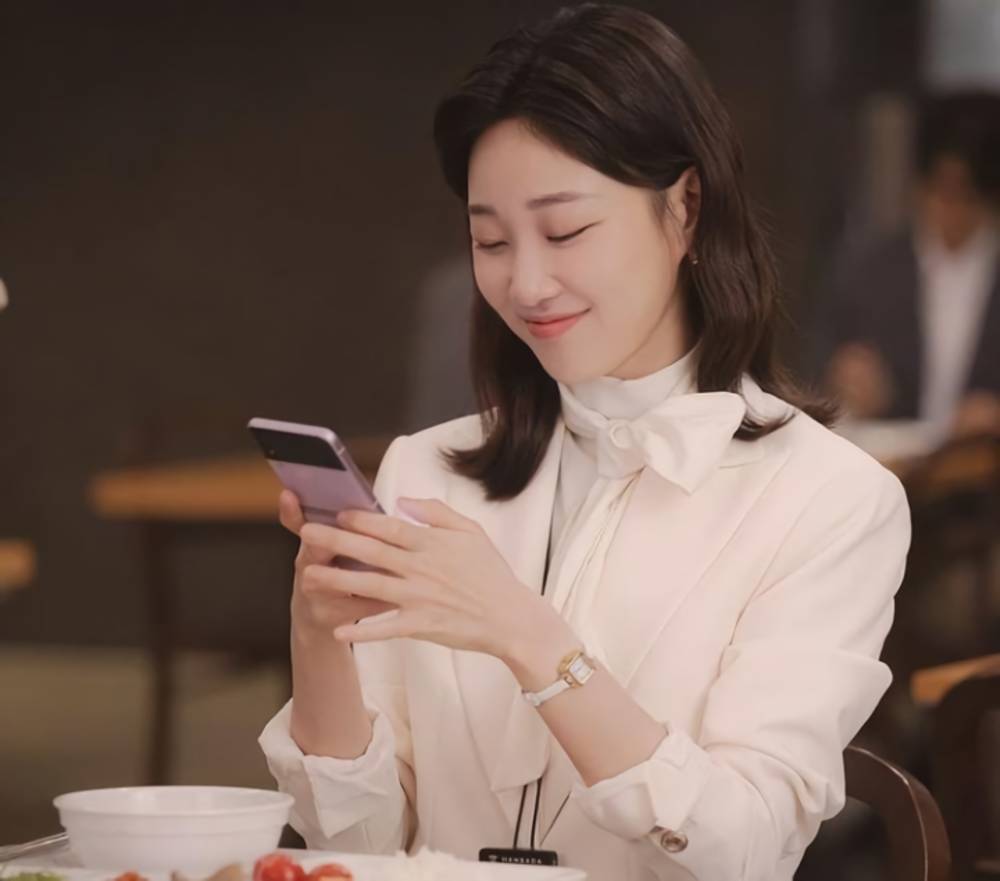 cuplikan drama Extraordinary Attorney Woo (instagram.com/channel.ena.d)