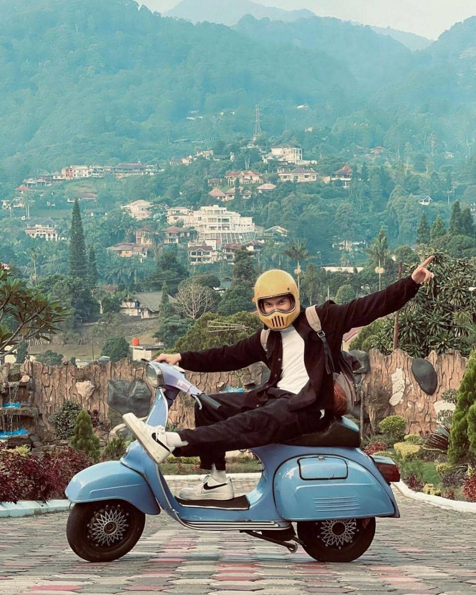 Inspirasi OOTD ala Aktor Pengabdi Setan 2 (Instagram.com/endyarfian22)