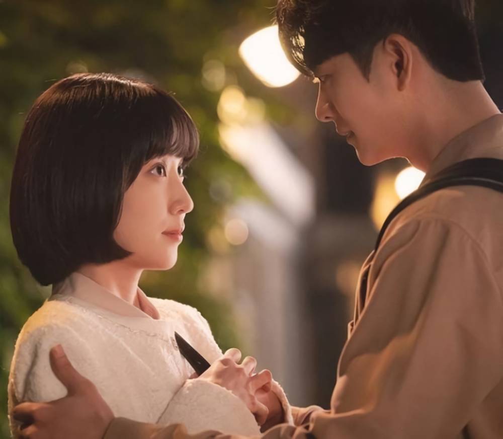 cuplikan drama Extraordinary Attorney Woo (instagram.com/channel.ena.d)