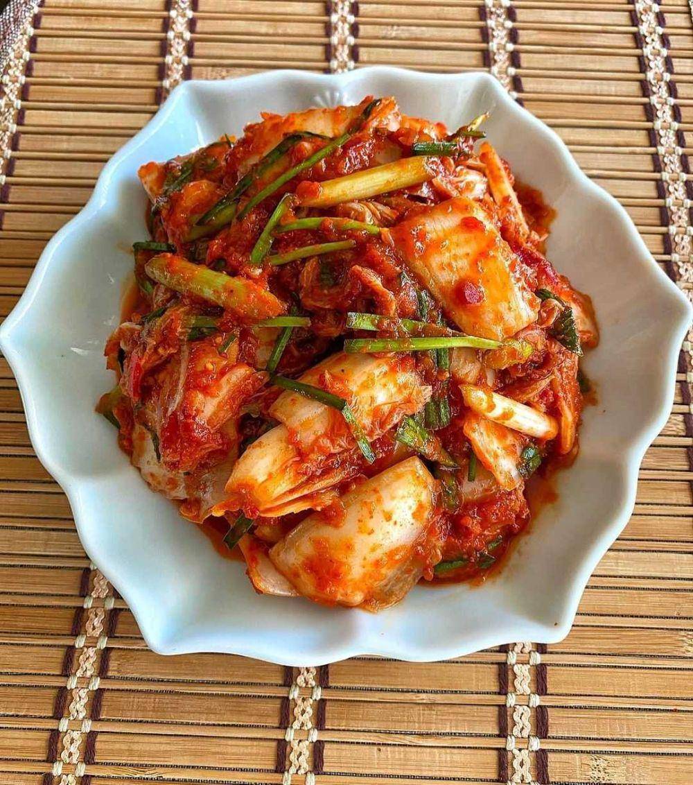 kimchi sawi putih (instagram.com/omakimchi)