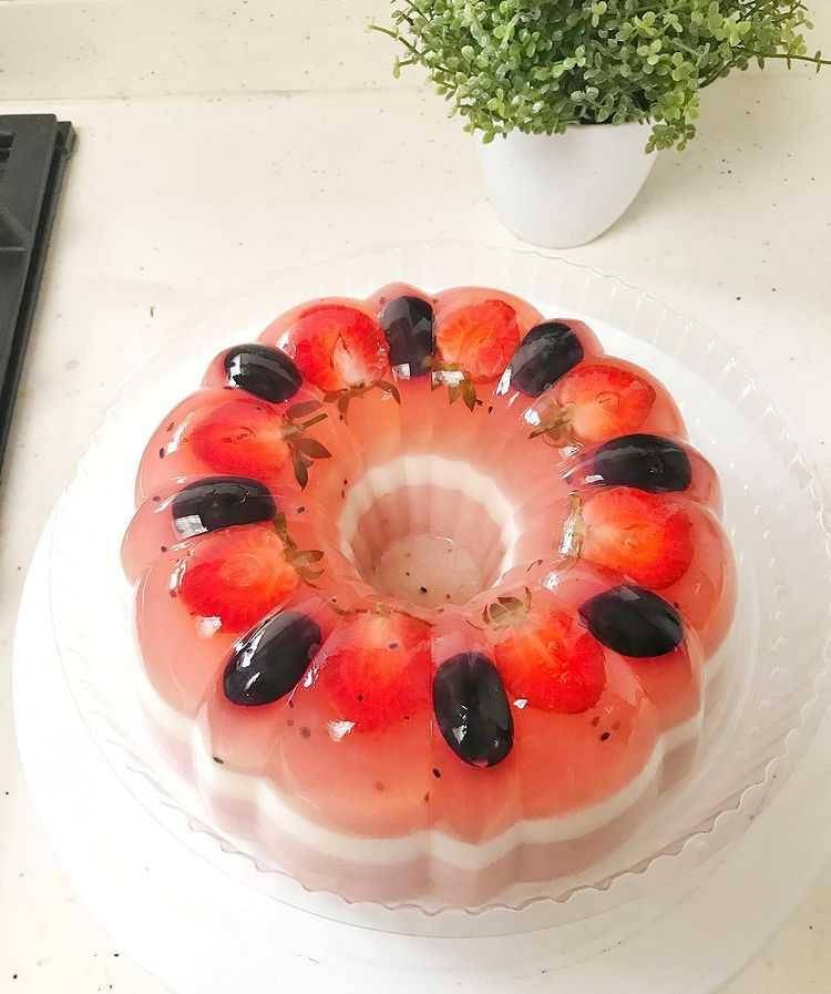 puding stroberi (instagram.com/rasapuddingku)