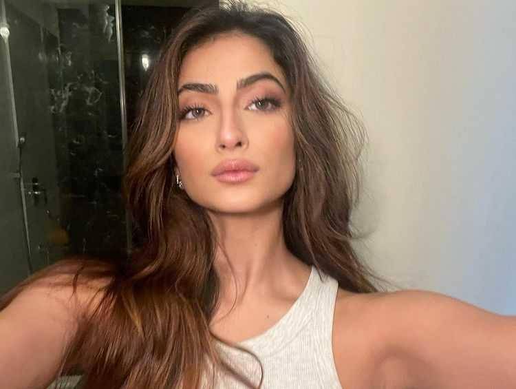 Palak Tiwari (instagram.com/palaktiwarii)