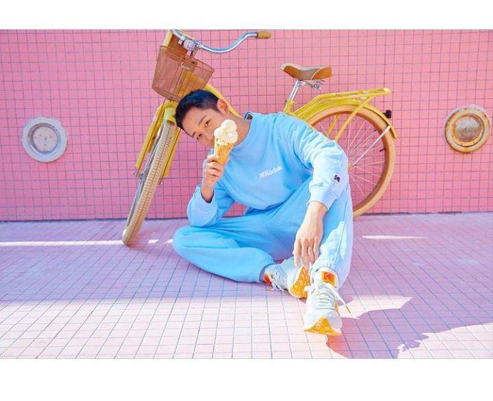 OOTD ala Jung Hae In (instagram.com/holyhaein)