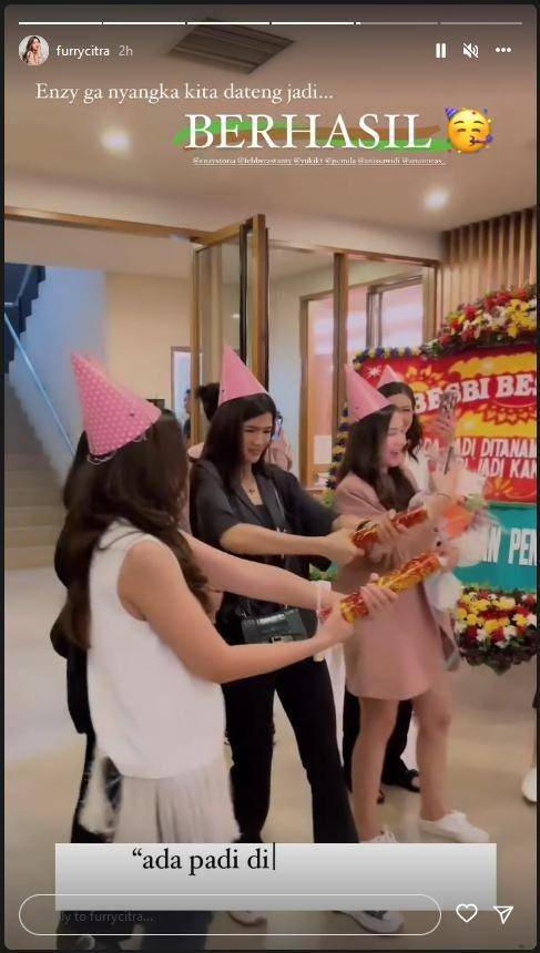 Ulang tahun ke-30 Enzy Storia (Instagram.com/furrycitra/)