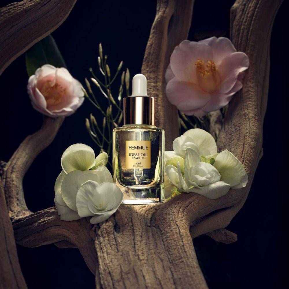 Femmue Ideal Oil Camellia (instagram.com/femmue_indonesia)