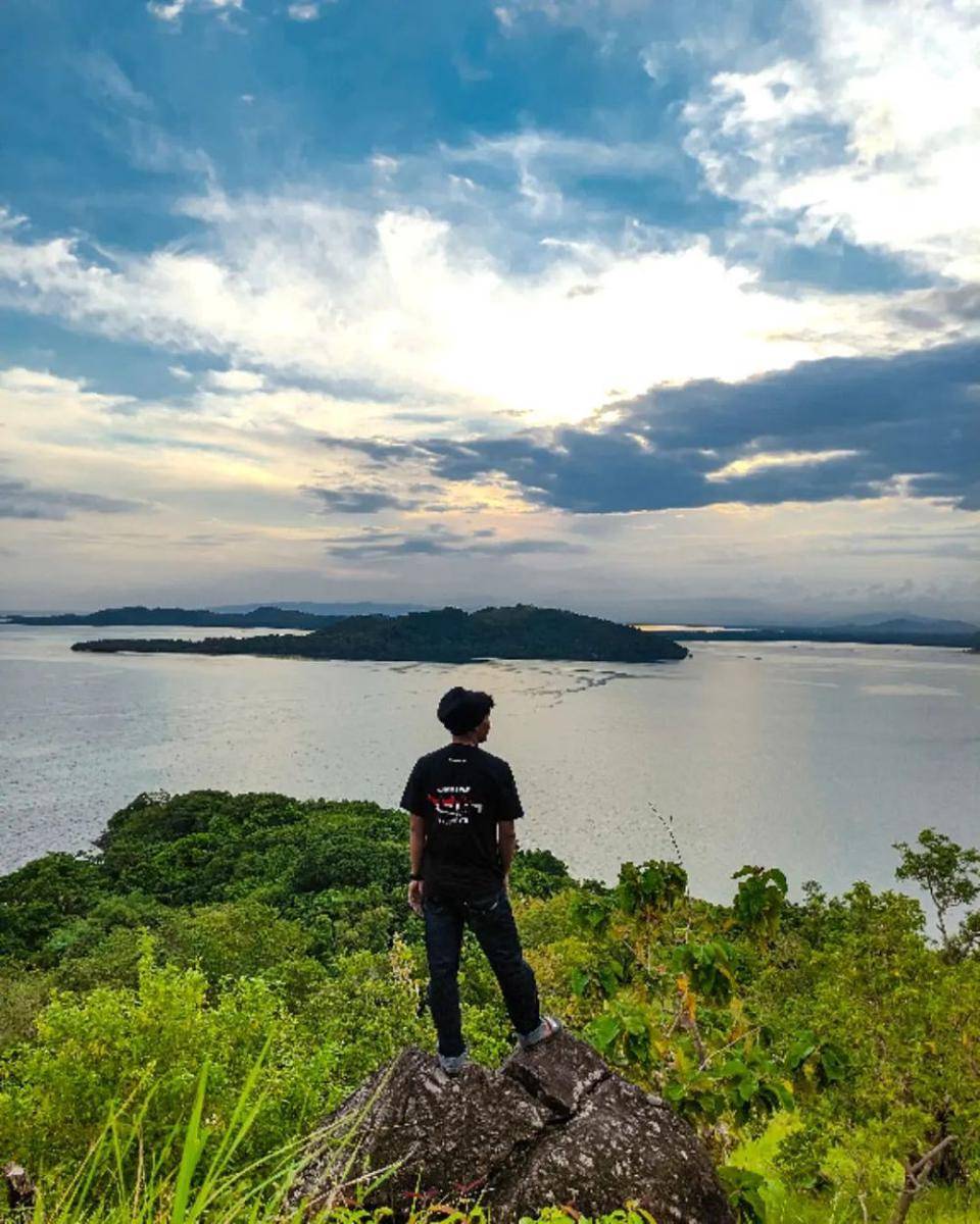 potret Pulau Karamasang (instagram.com/rahmat22_rcpr)