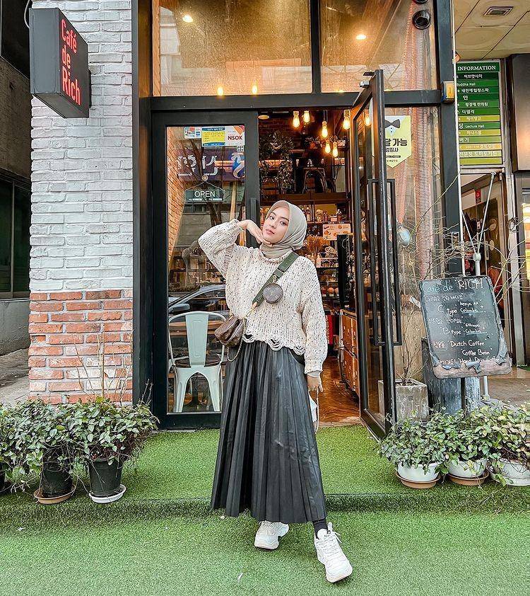 padu padan rok ala Bianca Kartika (instagram.com/biancakartika)