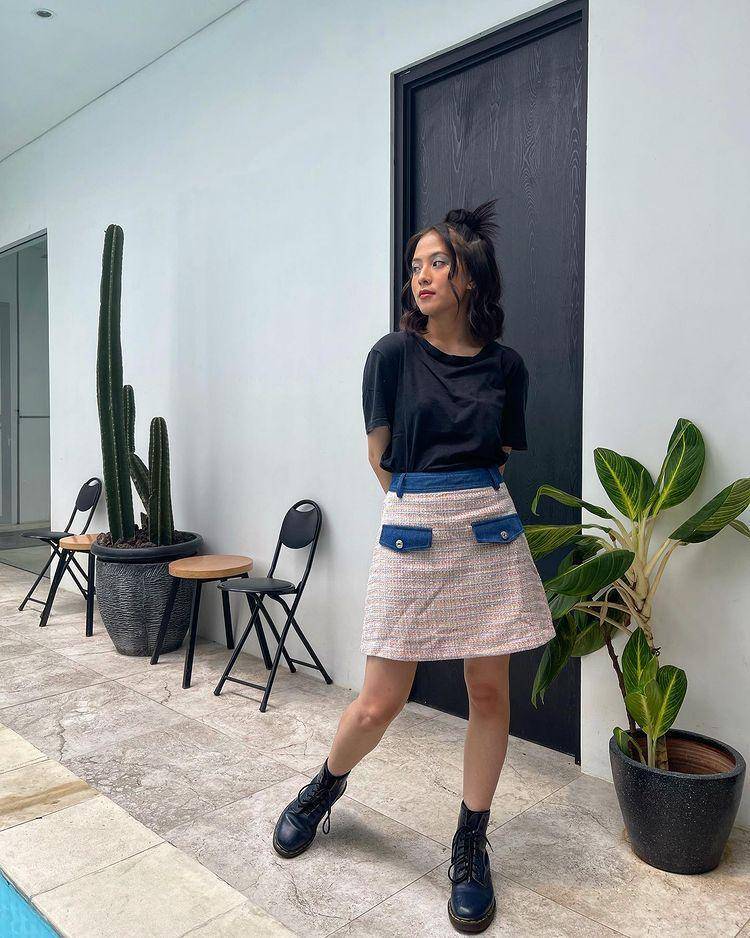 Ilustrasi outfit Zara Adhisty (instagram.com/zaraadhsty)