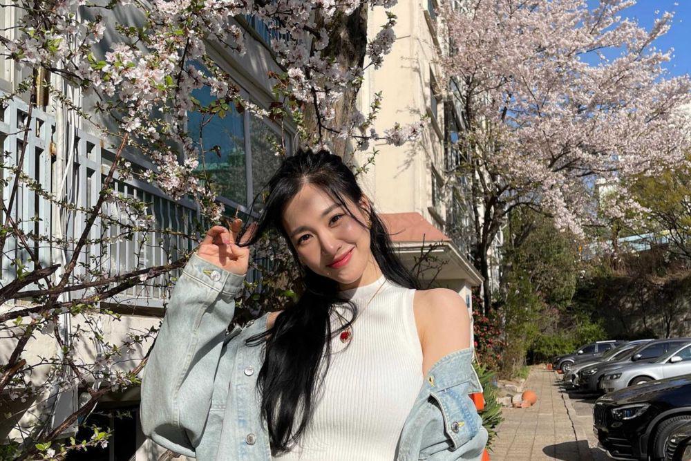 10 Ide OOTD Elegan ala Tiffany SNSD, Cantik Memesona Bak Sosialita!