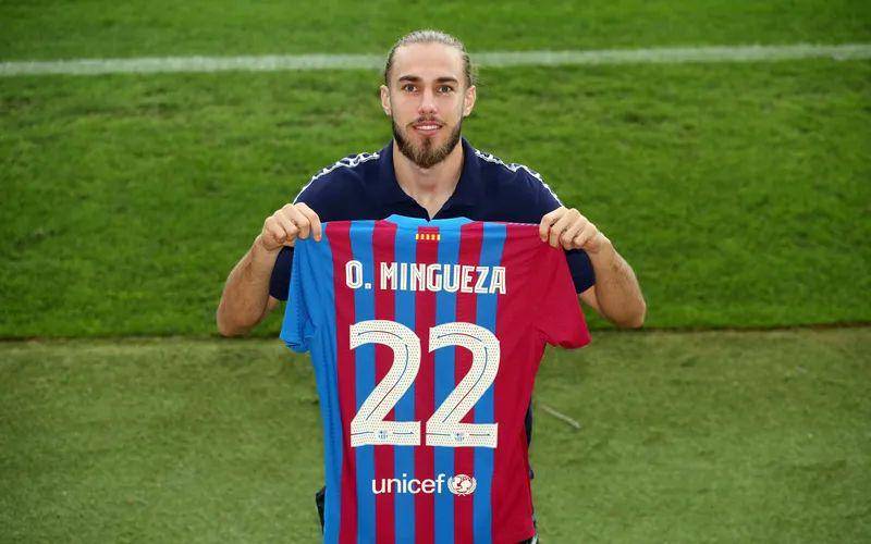 Oscar Mingueza (fcbarcelona.com)