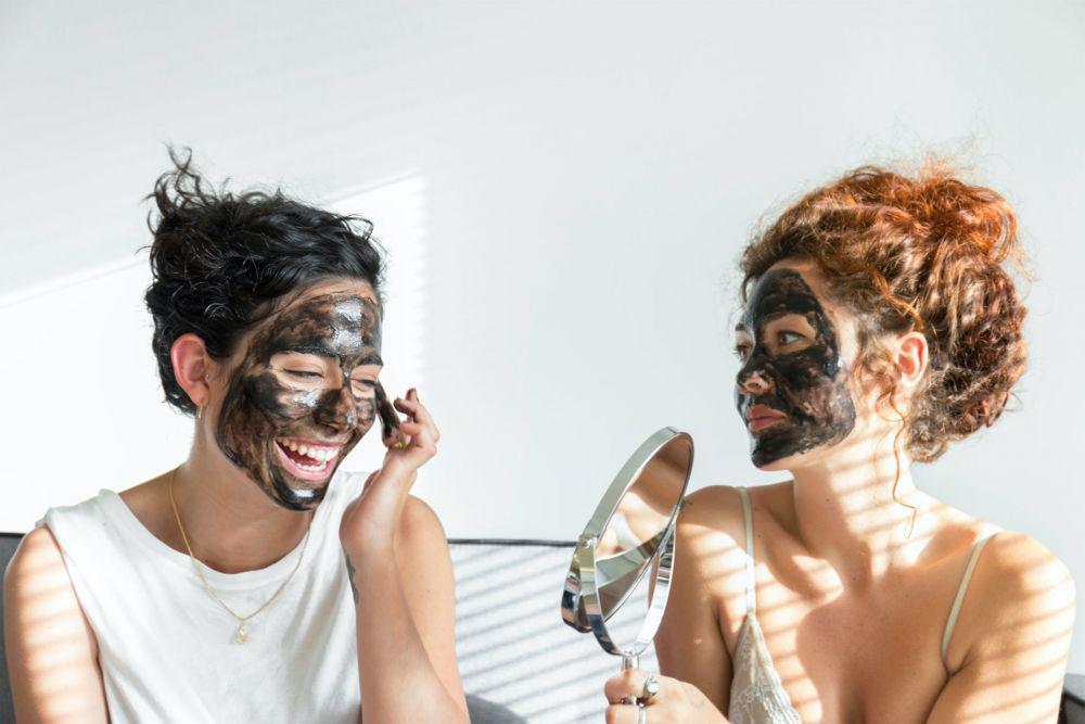 Ilustrasi masker wajah (pexels.com/Наталья Хоменко)
