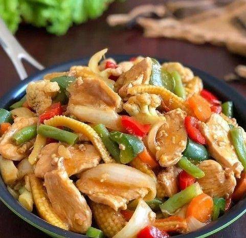 ayam sayur cah paprika (instagram.com/kumpulanresepmamake)