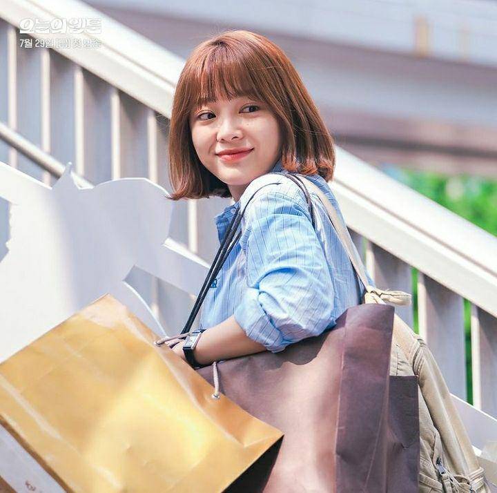 Kim Se Jeong di Today's Webtoon (instagram.com/sbsdrama.official)