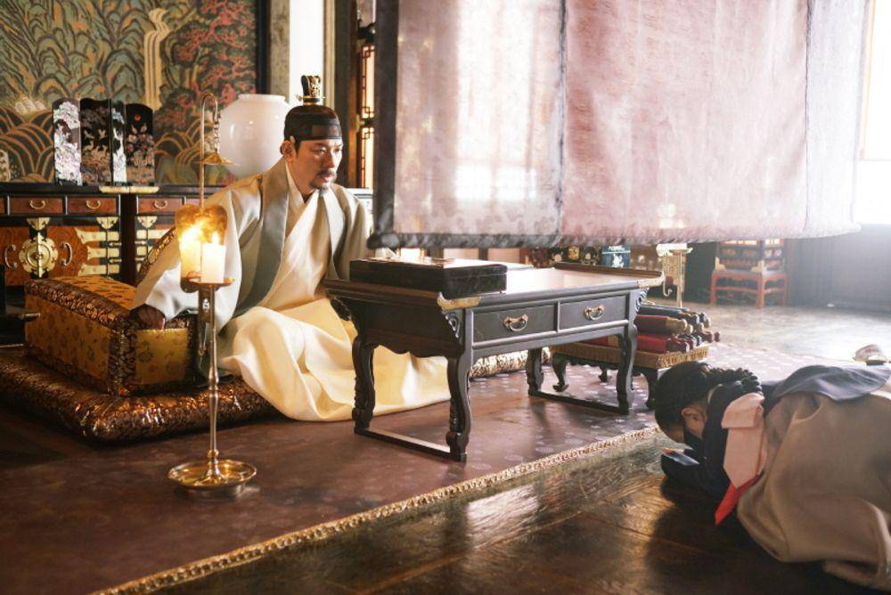 Kim Sang Kyung di film The Princess and The Matchmaker (koreanfilm.or.kr)