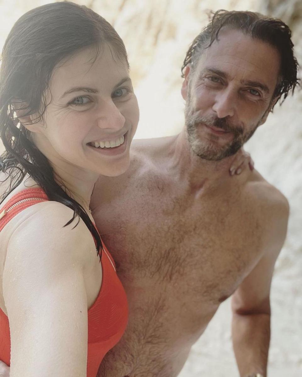 Alexandra Dadario (instagram.com/alexandradaddario)