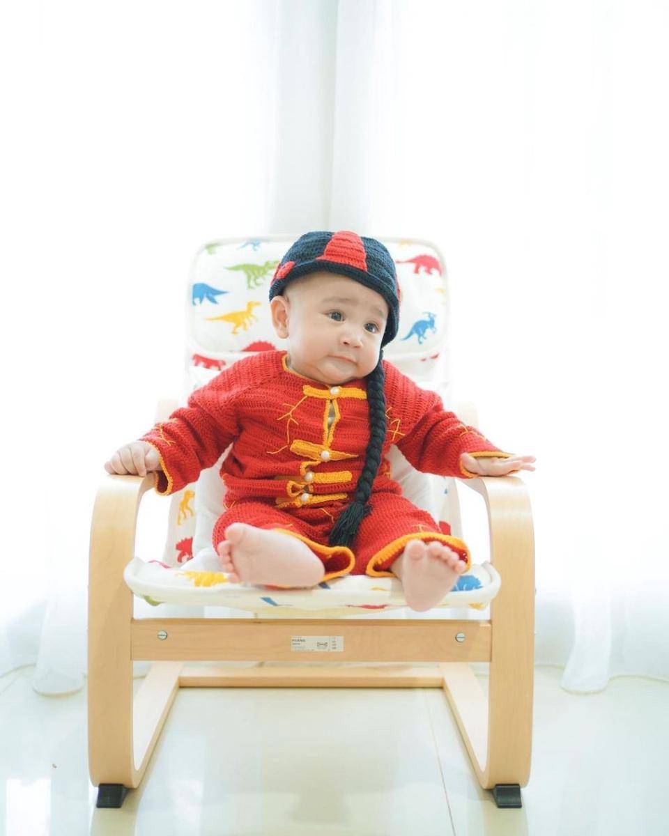 potret Rayyanza pakai cheongsam (instagram.com/raffinagita1717)
