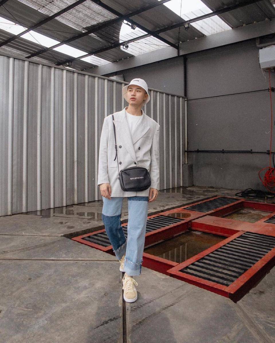 Model Celana Pria yang Bikin Style Kasual Jadi Extraordinary (Instagram.com/andyyanata)