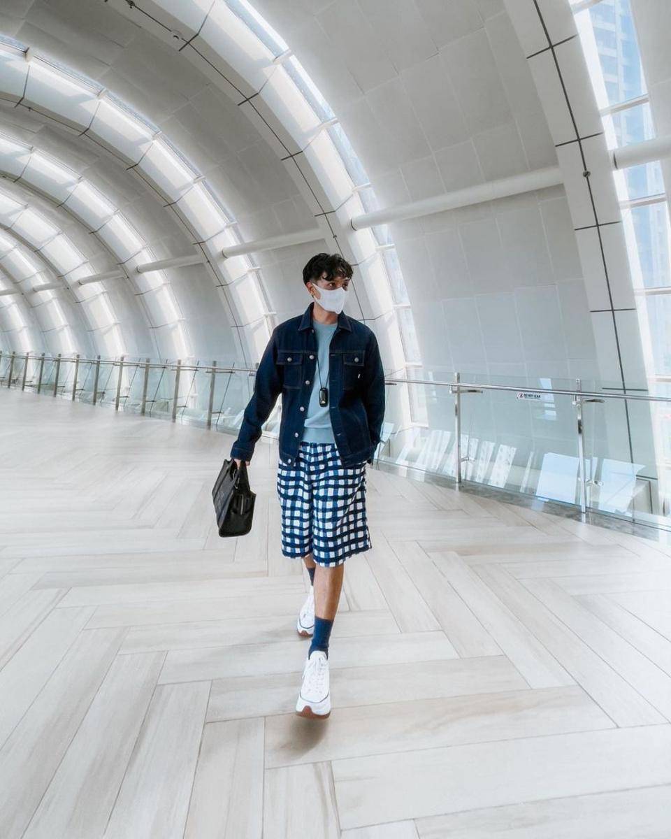 Model Celana Pria yang Bikin Style Kasual Jadi Extraordinary (Instagram.com/tysnasaputra)