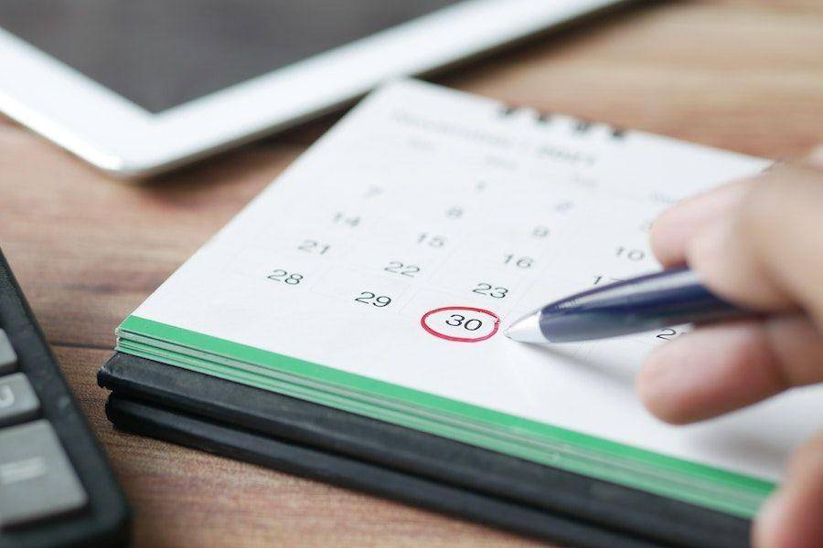 ilustrasi kalender Hijriyah (pexels.com/Towfiqu bharbuiya)