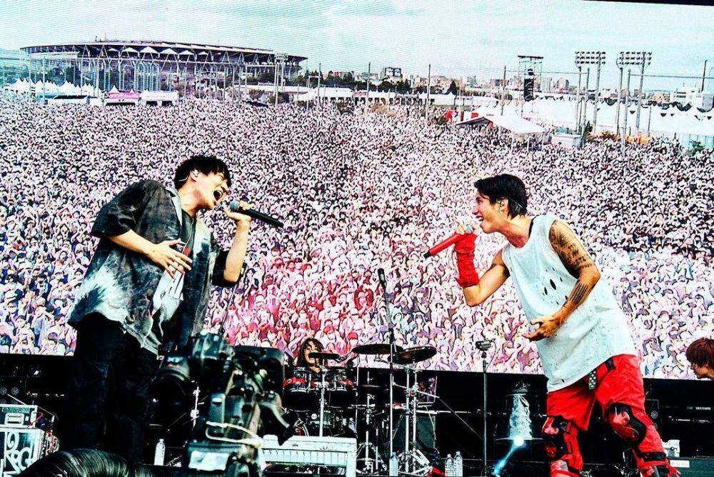 taka dan satoshi (instagram.com/10969taka)