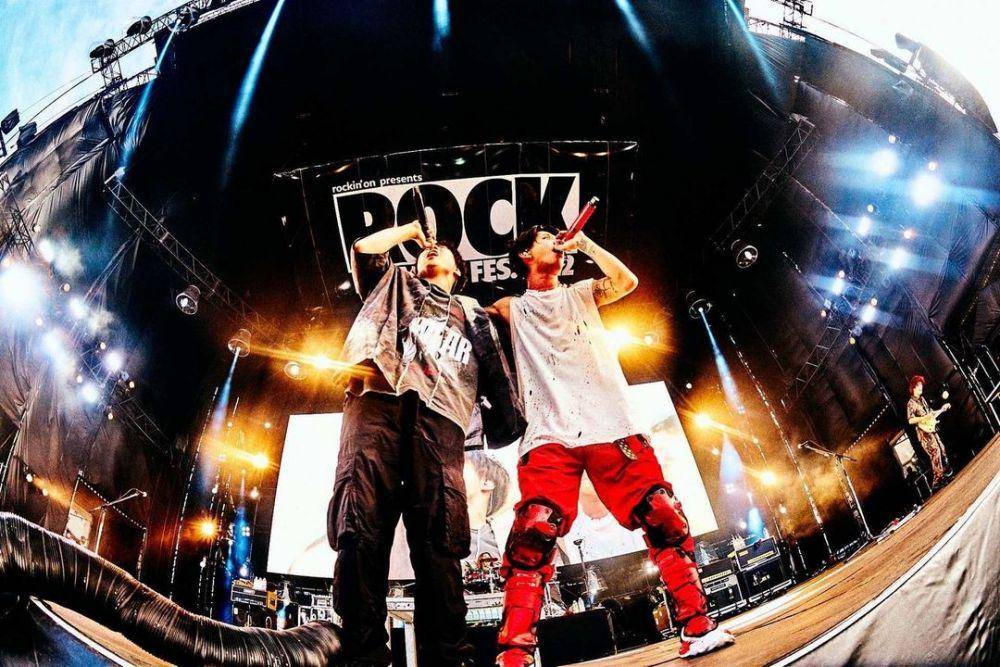 taka dan satoshi (instagram.com/10969taka)