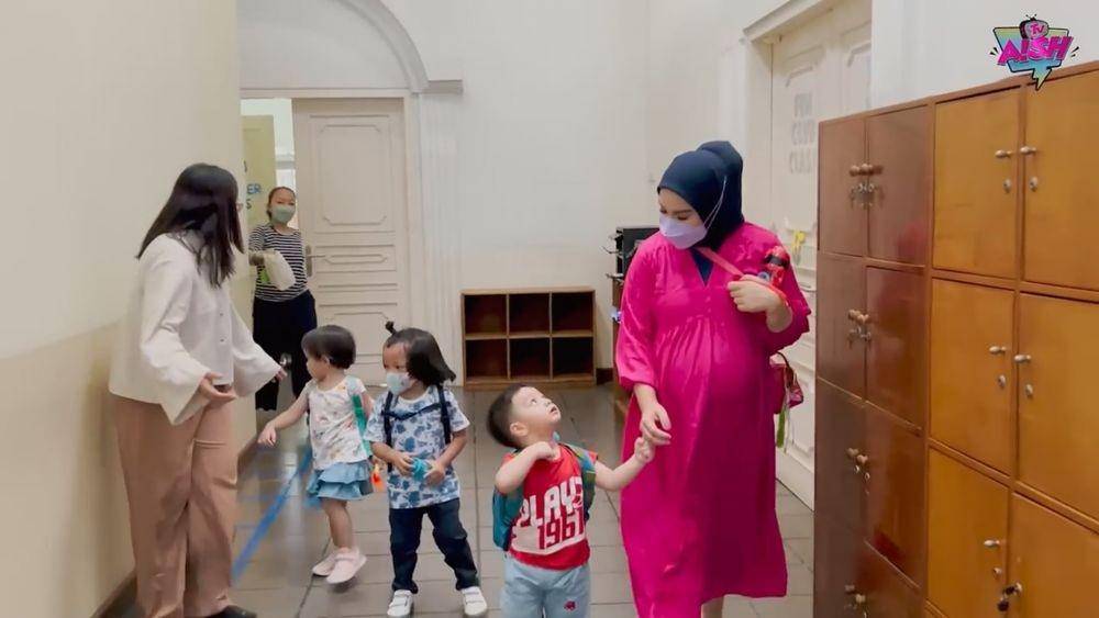 Irish Bella jemput anak sekolah (youtube.com/aishtv2019)