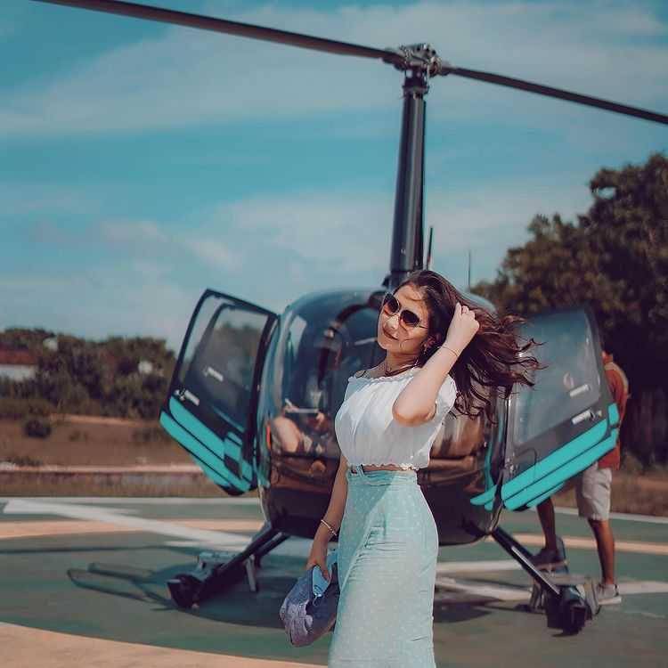 Prilly Latuconsina (instagram.com/prillylatuconsina96)