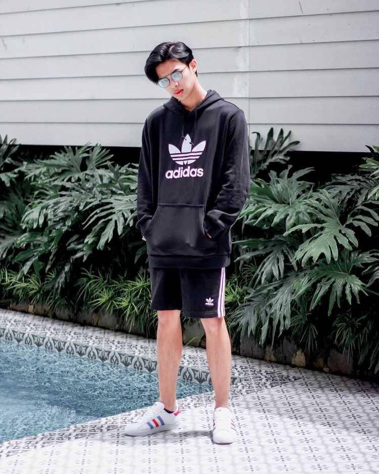 Rey Mbayang (instagram.com/rey_mbayang)