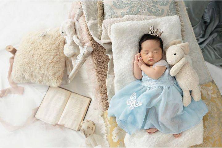 newborn photoshoot baby Alisha (instagram.com/ruby_26)