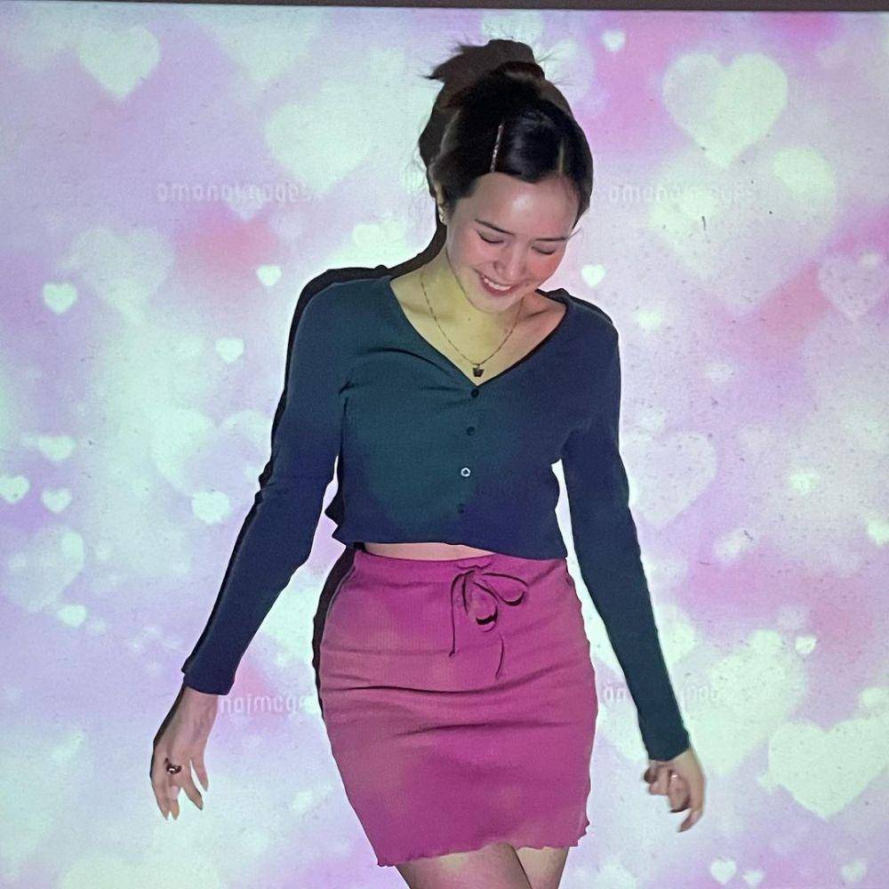 koleksi mini skirt ala Beby Tsabina (instagram.com/benytsabina)