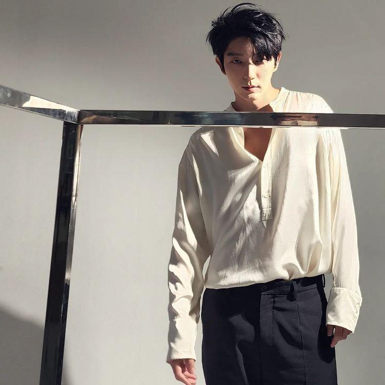 Lee Joon Gi (instagram.com/actor_jg/)