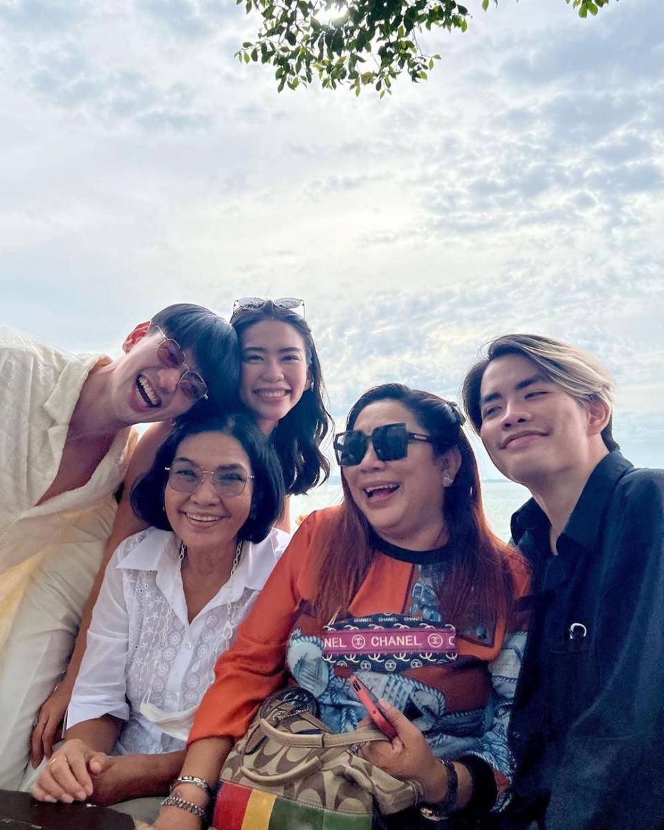potret Mike Chinnarat bersama Ibu (instagram.com/mmikesiri)