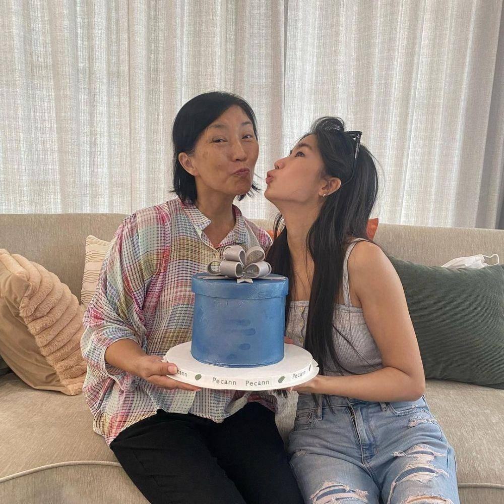 potret Goy Arachaporn bersama Ibu (instagram.com/goyyog)