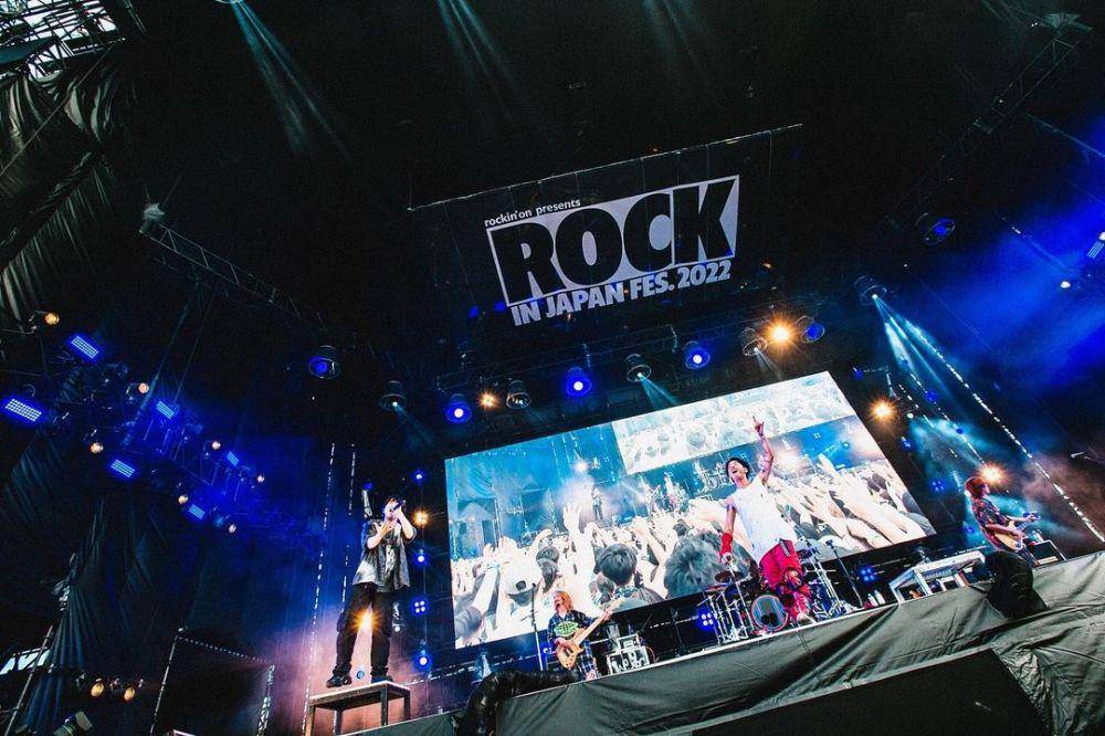 ONE OK ROCK dan Satoshi "Higedan" (instagram.com/officialhigedandism)