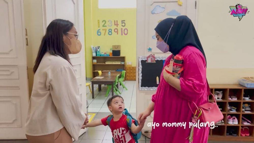 Irish Bella jemput anak sekolah (youtube.com/aishtv2019)