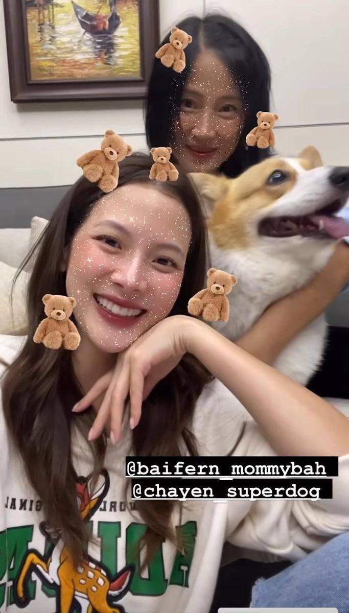 potret Baifern Pimchanok bersama Ibu (instagram.com/baifernbah)