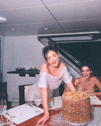 Kylie Jenner (instagram.com/kyliejenner)