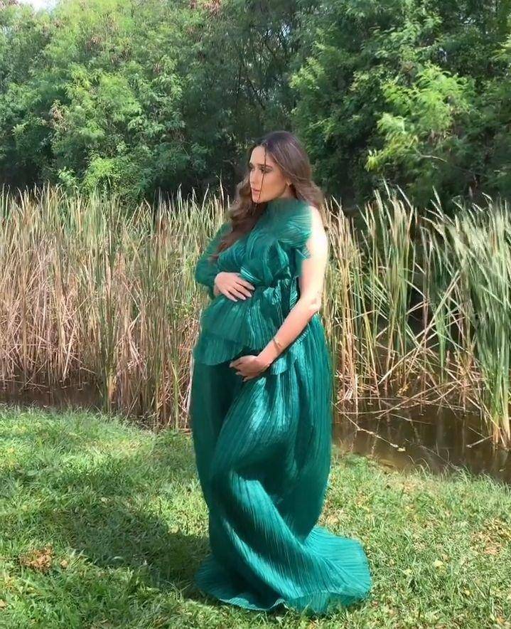 maternity shoot Yasmine Wildblood (instagram.com/pujahairdo)