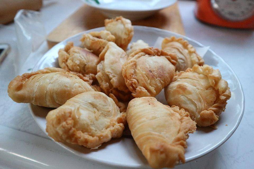 ilustrasi curry puff sayuran (pixabay.com/wannapa kanpitak)