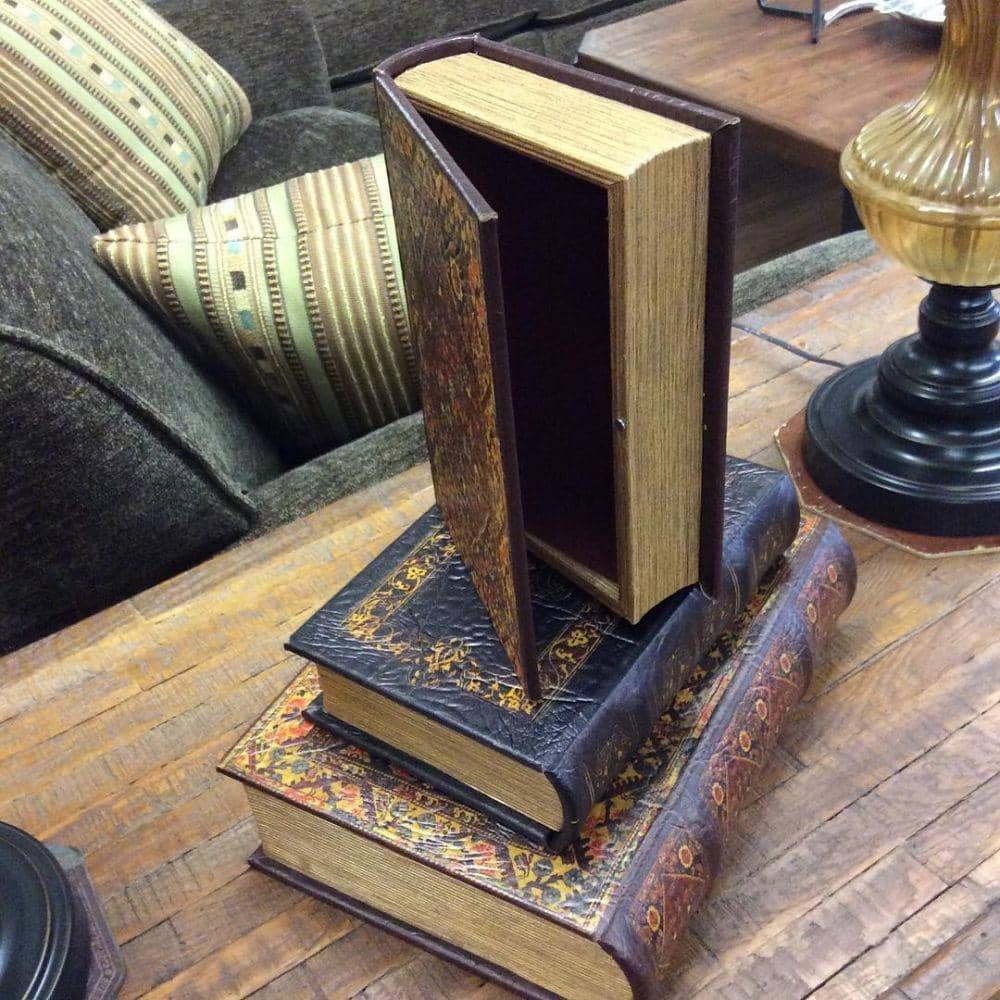 Penyimpanan tambahan di tempat tersembunyi (instagram.com/yetzerstore)