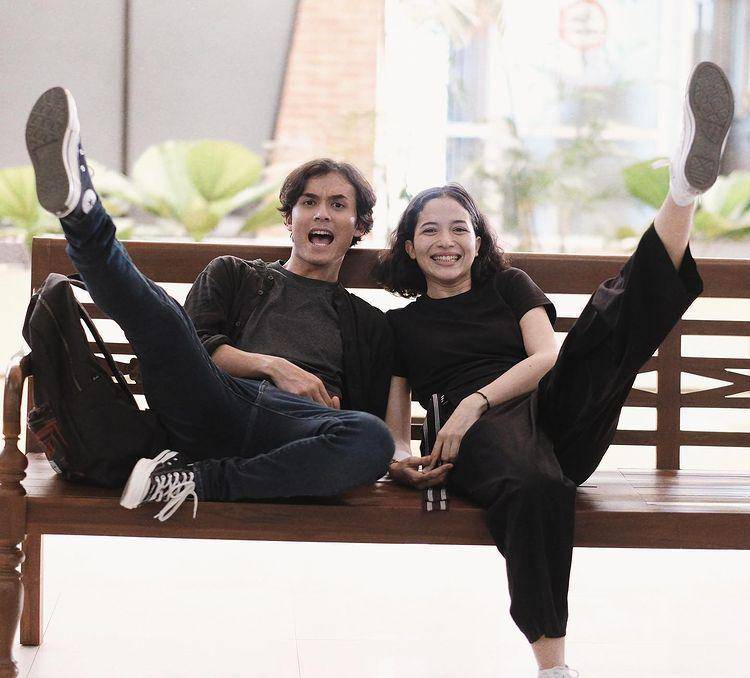 potret persahabatan Putri Marino (instagram.com/putrimarino)