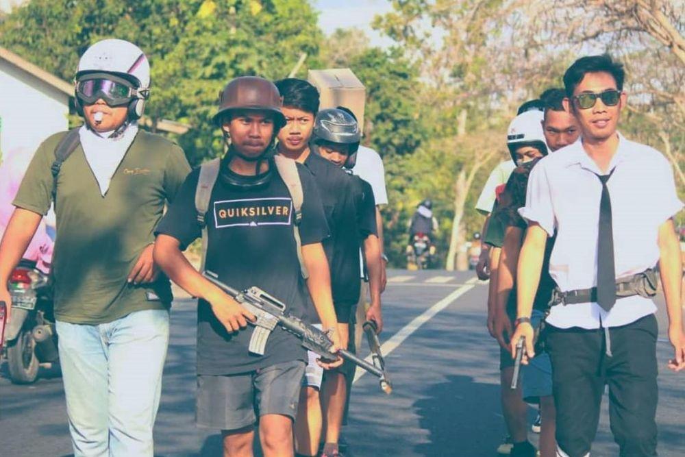 kostum jalan sehat kocak (instagram.com/wahyu_kelet)