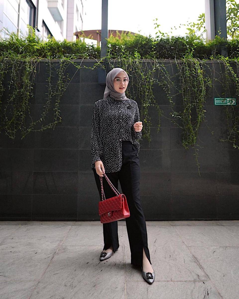 padu padan outfit pattern ala Indah Nada Puspita (instagram.com/indahnadapuspita)
